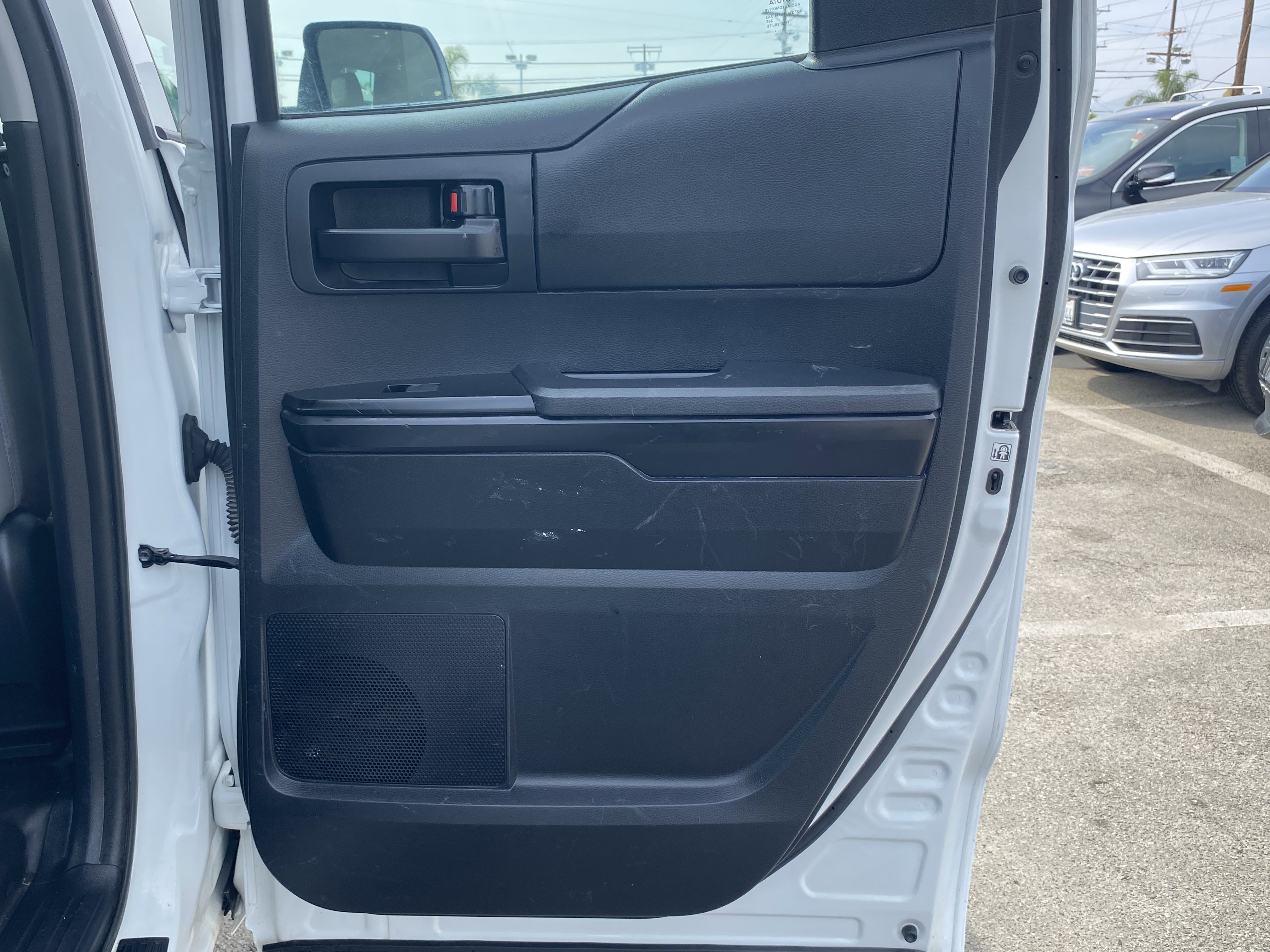 Used 2017 Toyota Tundra SR image 19