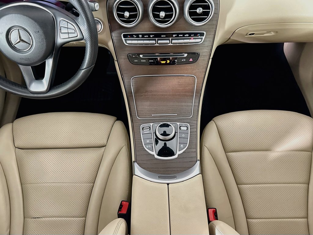 Used 2018 Mercedes-Benz GLC 300 image 16