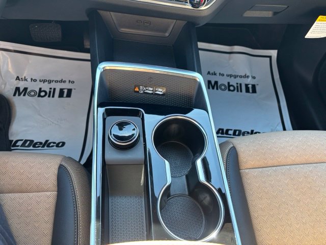 Certified 2025 Chevrolet Equinox ACTIV w/ Convenience Package III AWD/4WD image 16