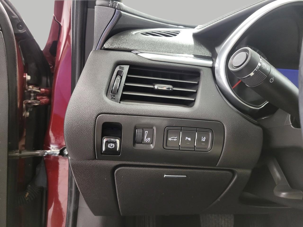 Used 2017 Chevrolet Impala LT w/ Leather Package FWD image 10