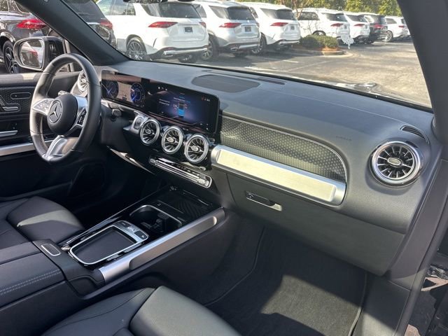 Certified 2024 Mercedes-Benz EQB 300 4MATIC image 30