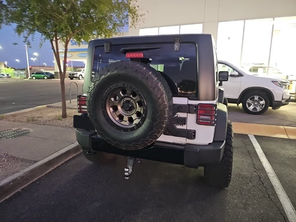 Used 2018 Jeep Wrangler Sport AWD/4WD image 8