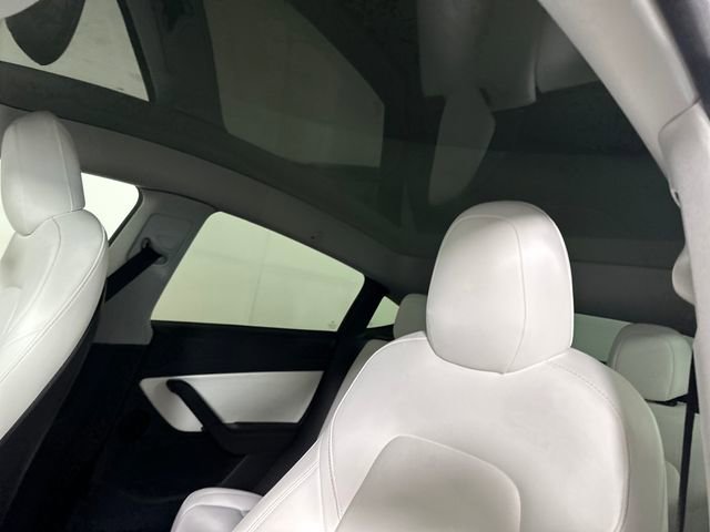 Used 2021 Tesla Model Y Long Range image 12