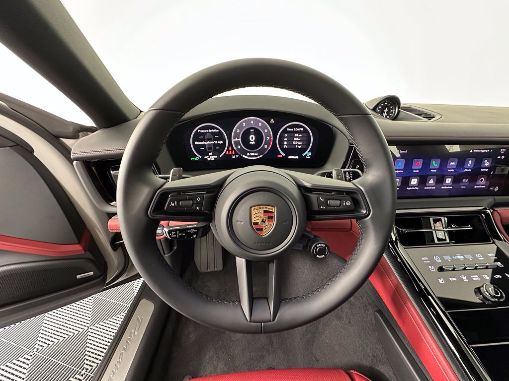Used 2026 Porsche Panamera RWD image 25