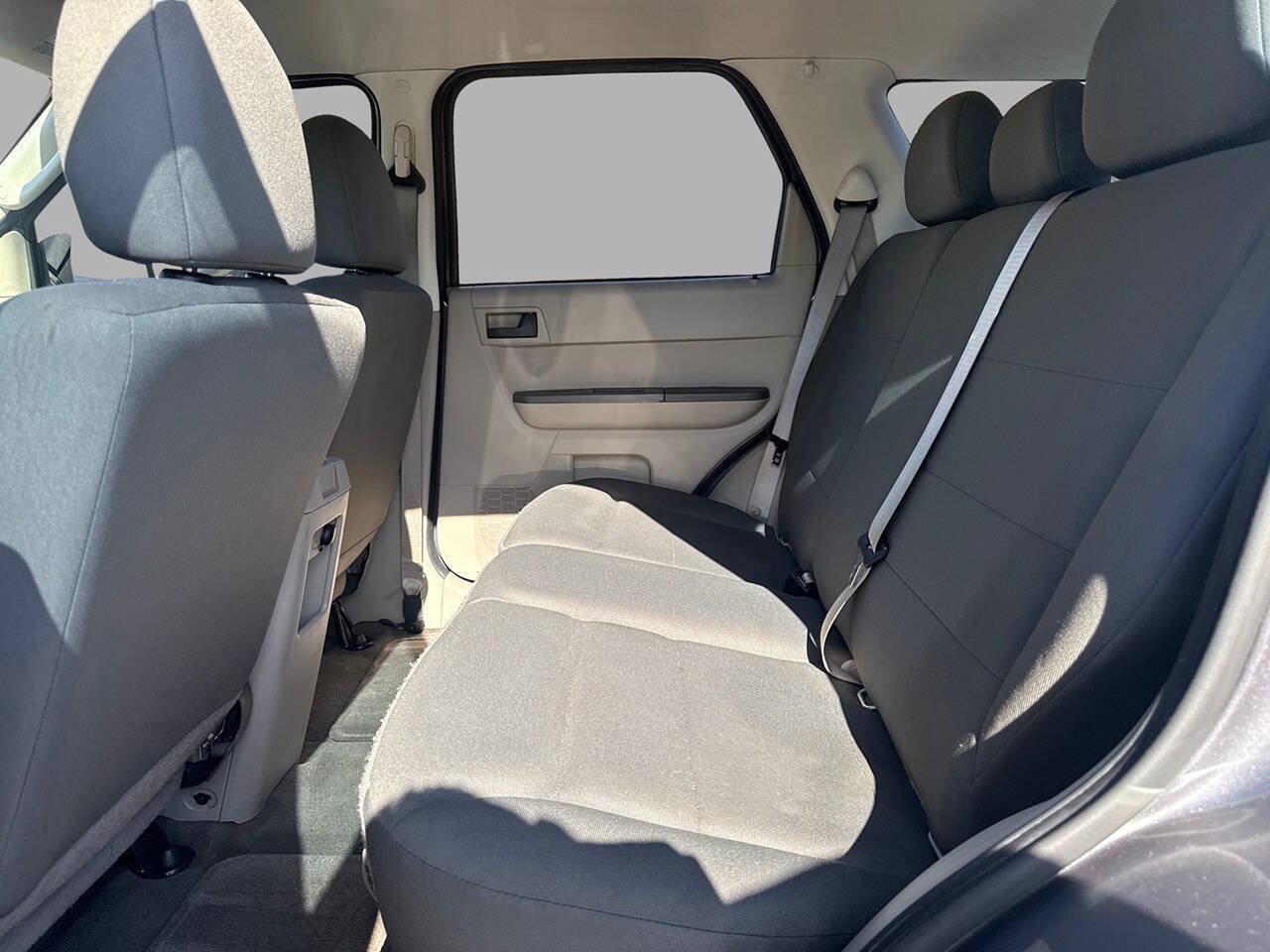 Used 2010 Ford Escape XLS FWD image 15