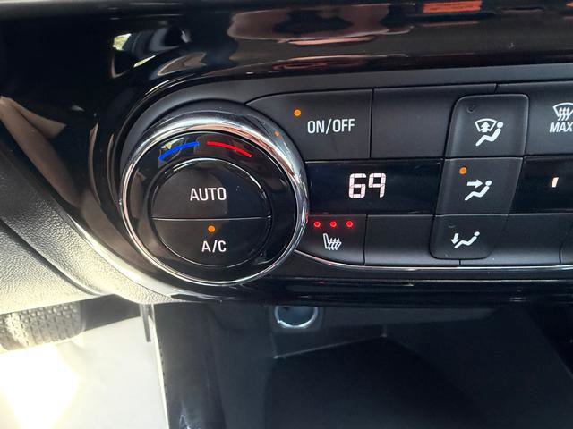 New 2025 Chevrolet Trax LT w/ LT Convenience Package image 19
