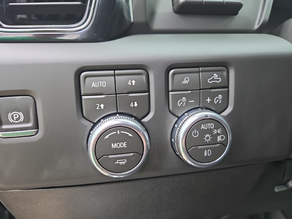 New 2026 GMC Sierra 2500 AT4 w/ AT4 Premium Plus Package AWD/4WD image 20