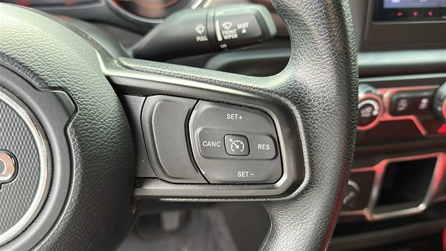 Used 2021 Jeep Gladiator Sport image 14