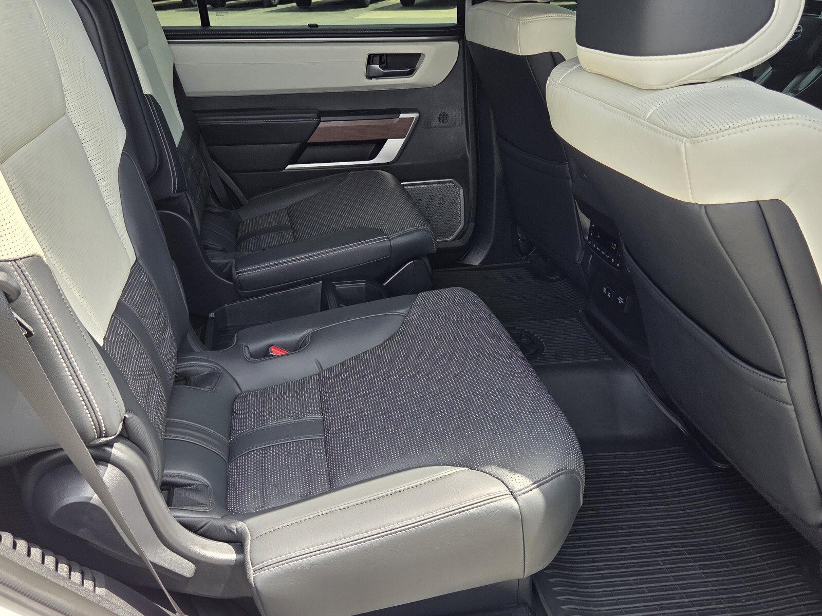 Certified 2025 Toyota Sequoia Capstone AWD/4WD image 11