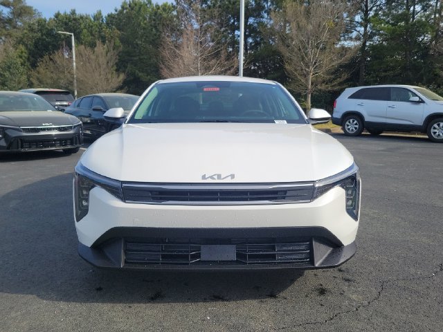 New 2026 Kia K4 FWD image 2