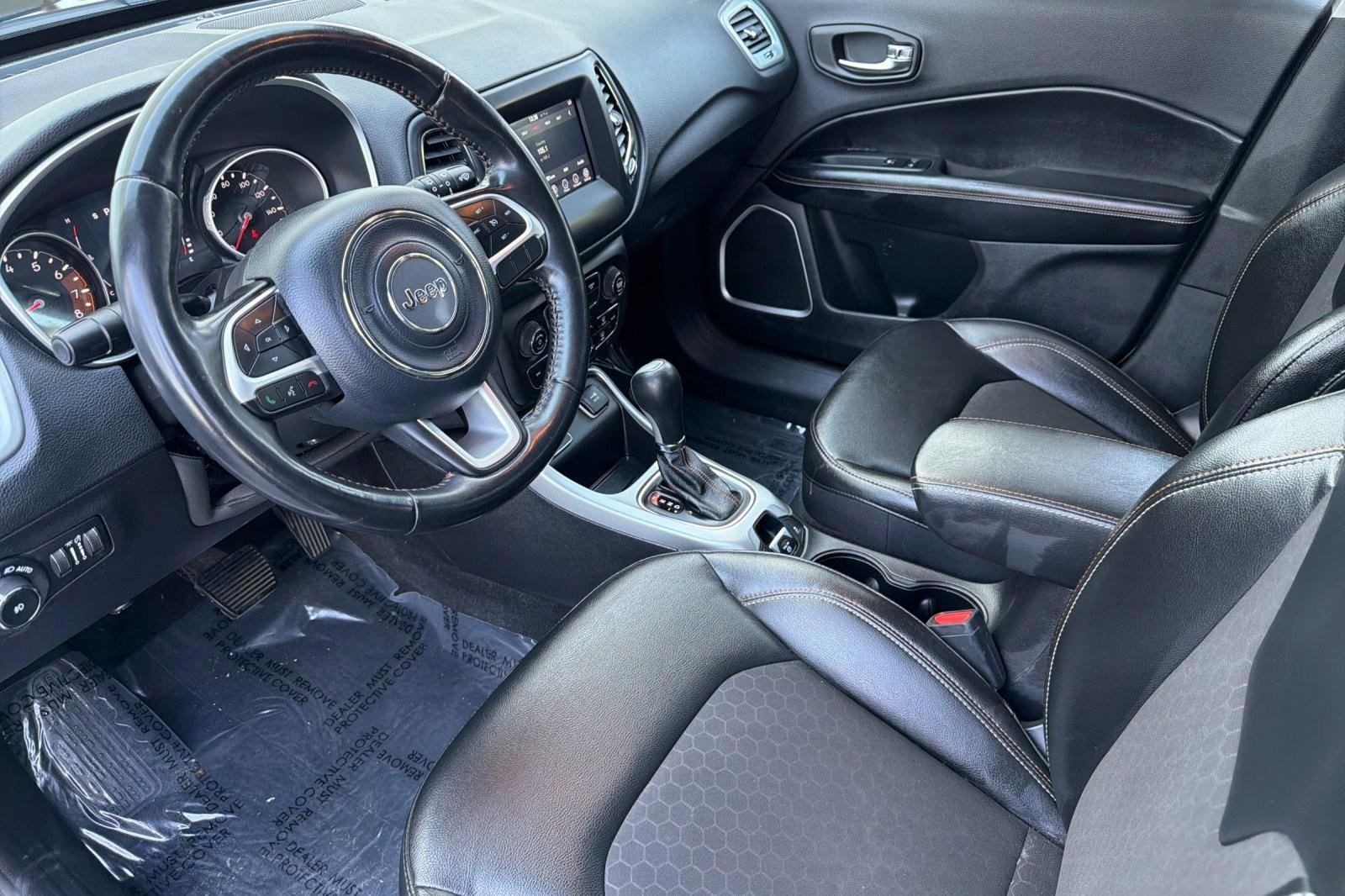 Used 2020 Jeep Compass Latitude image 4