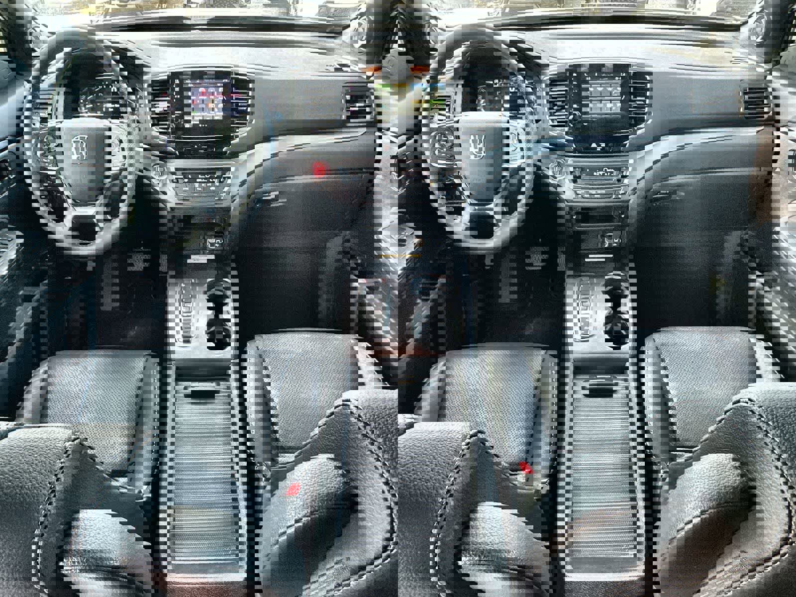 Used 2023 Honda Passport EX-L image 10