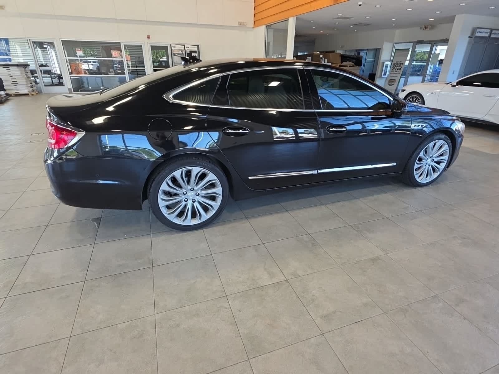 Used 2018 Buick LaCrosse Premium w/ Driver Confidence Package #2 FWD image 7