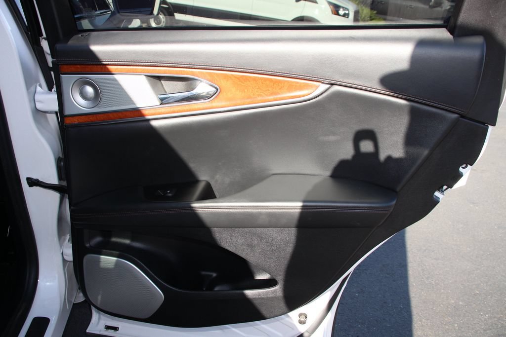 Used 2019 Lincoln Nautilus Black Label FWD image 21