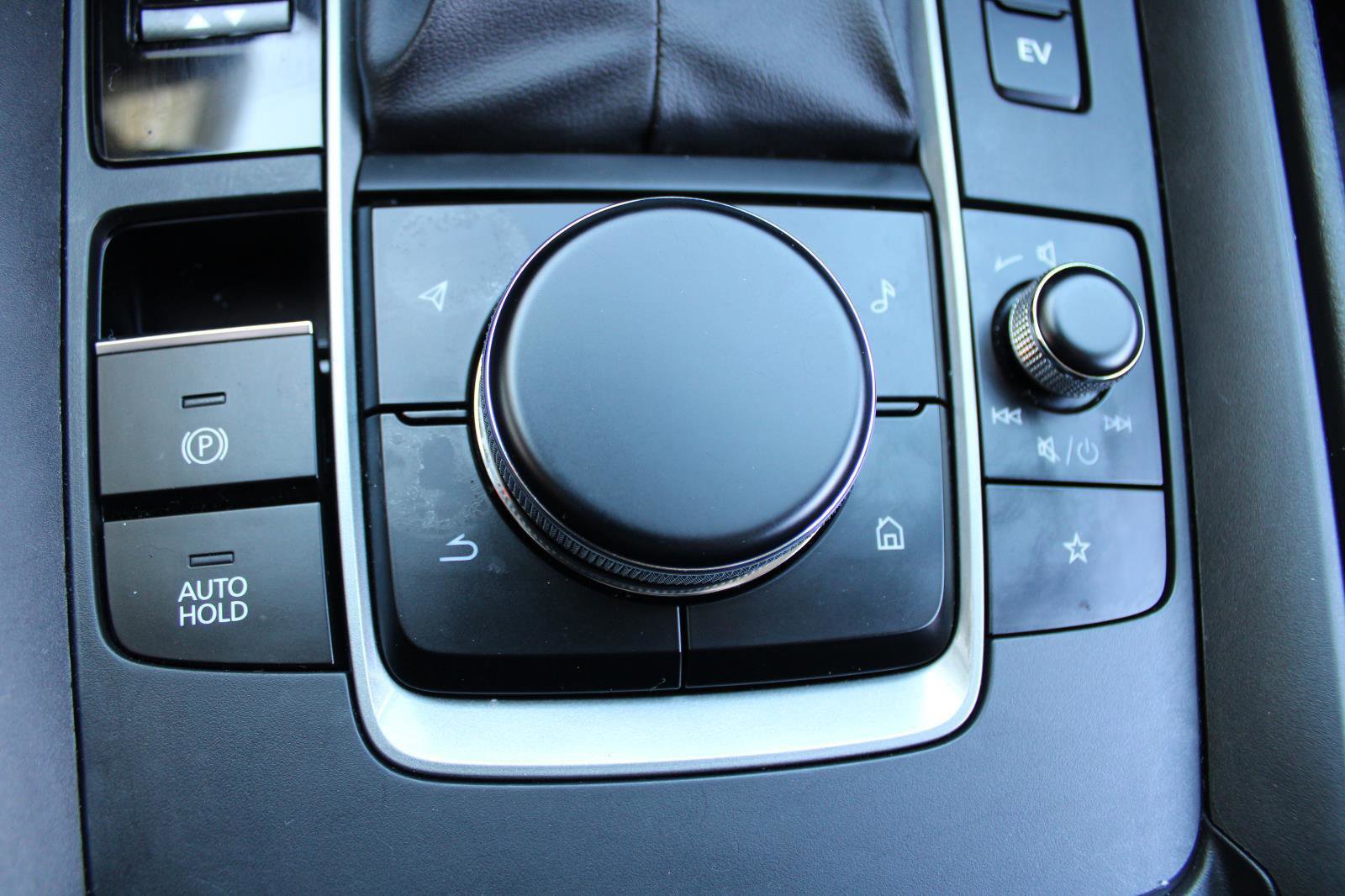 Used 2025 MAZDA CX-50 2.5 Hybrid w/ Weather Package image 22