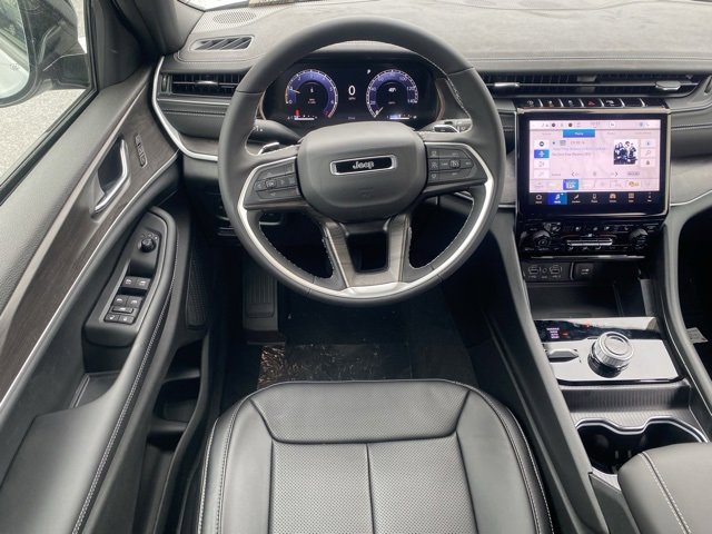 New 2025 Jeep Grand Cherokee L Limited w/ Luxury Tech Group II image 61
