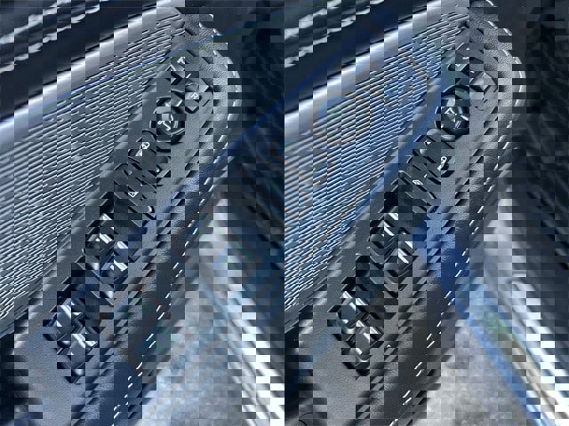 Used 2022 Acura MDX SH-AWD w/ Advance Package image 16