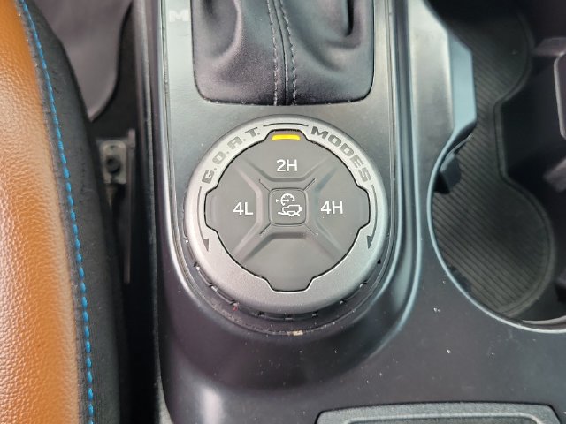 Used 2024 Ford Bronco Outer Banks AWD/4WD image 24