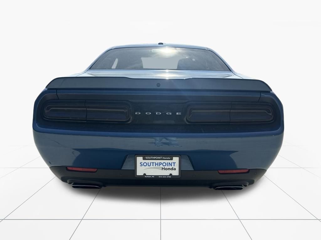 Used 2022 Dodge Challenger R/T image 7