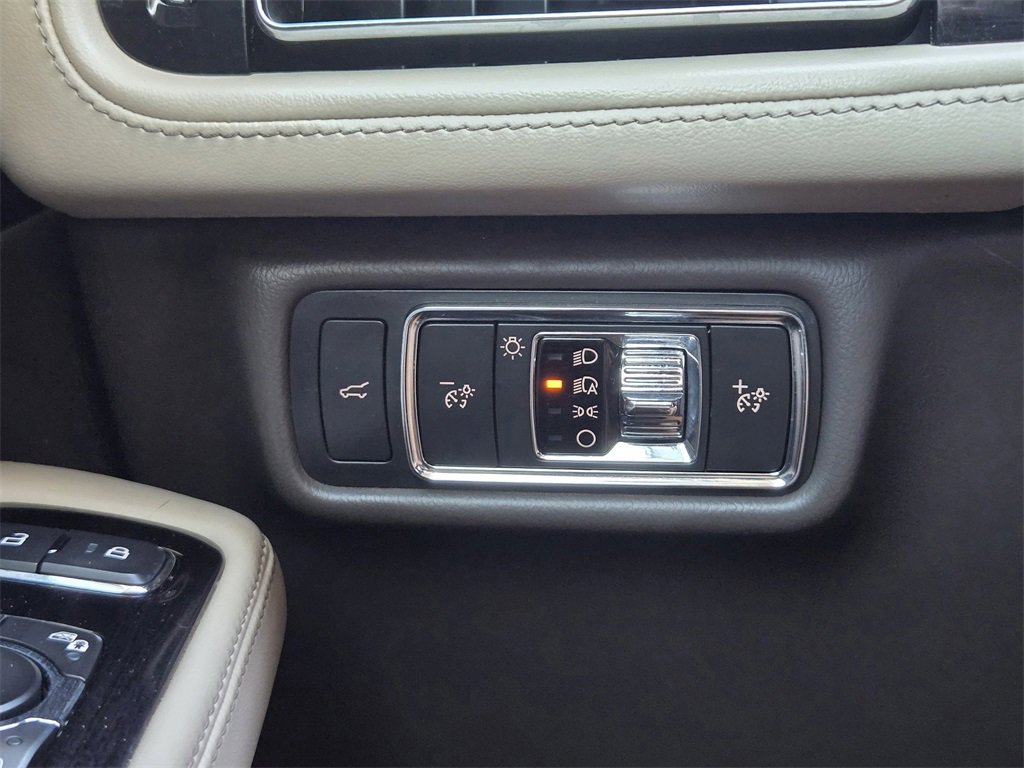 Used 2022 Lincoln Aviator Reserve w/ Elements Package Plus image 21