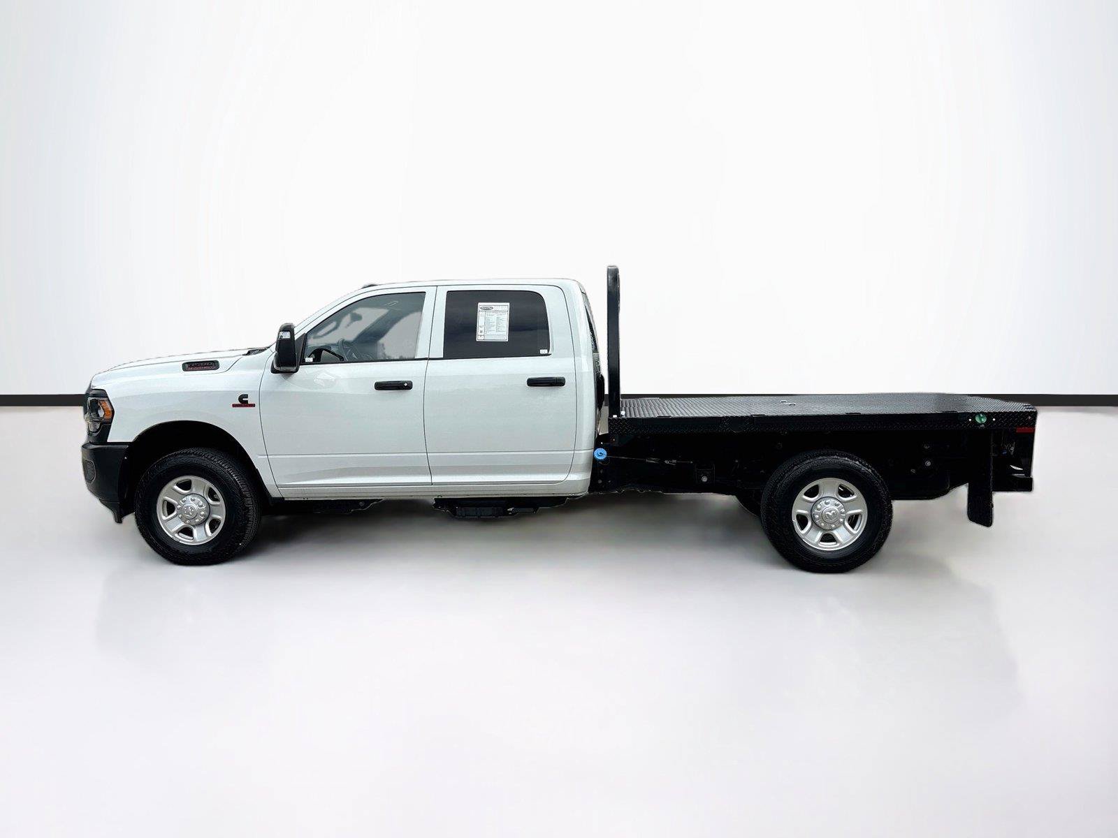 Used 2024 RAM 3500 Tradesman RWD image 4