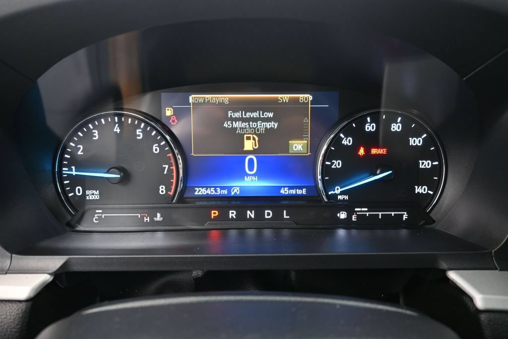 Used 2023 Ford Explorer XLT w/ Equipment Group 202A AWD/4WD image 11