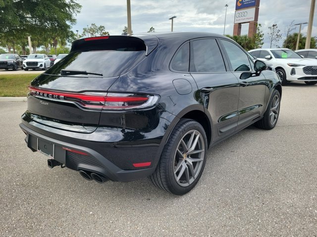 Used 2024 Porsche Macan Turbo image 7