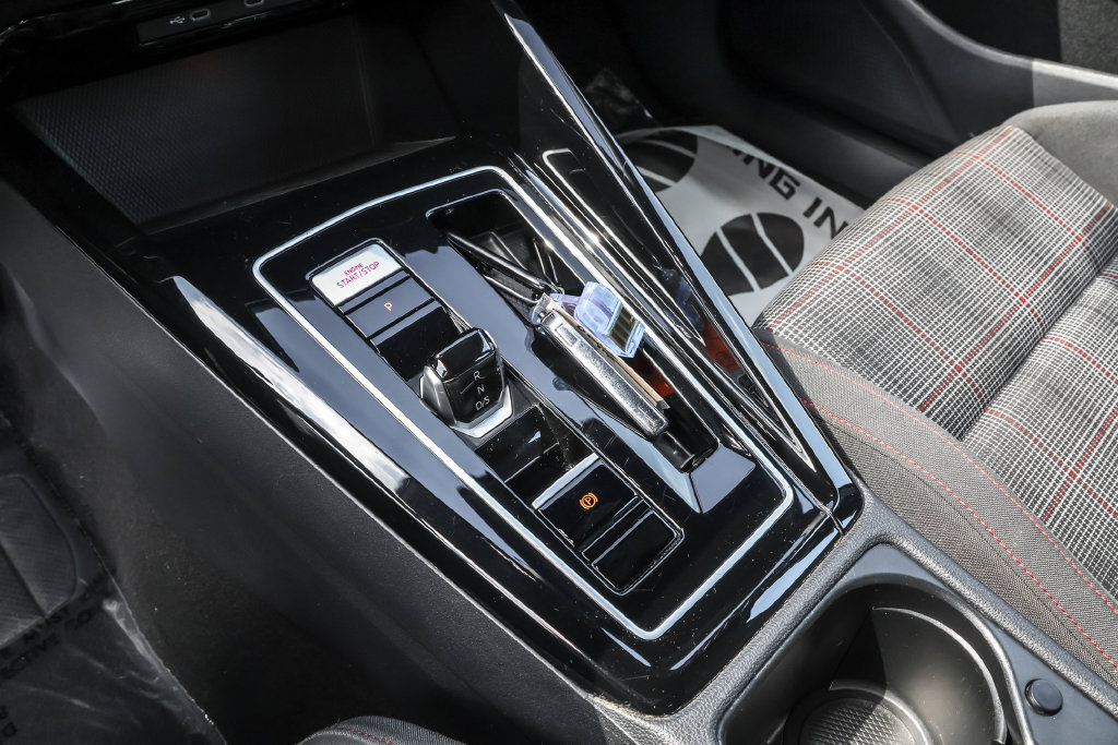 Certified 2024 Volkswagen GTI S FWD image 23