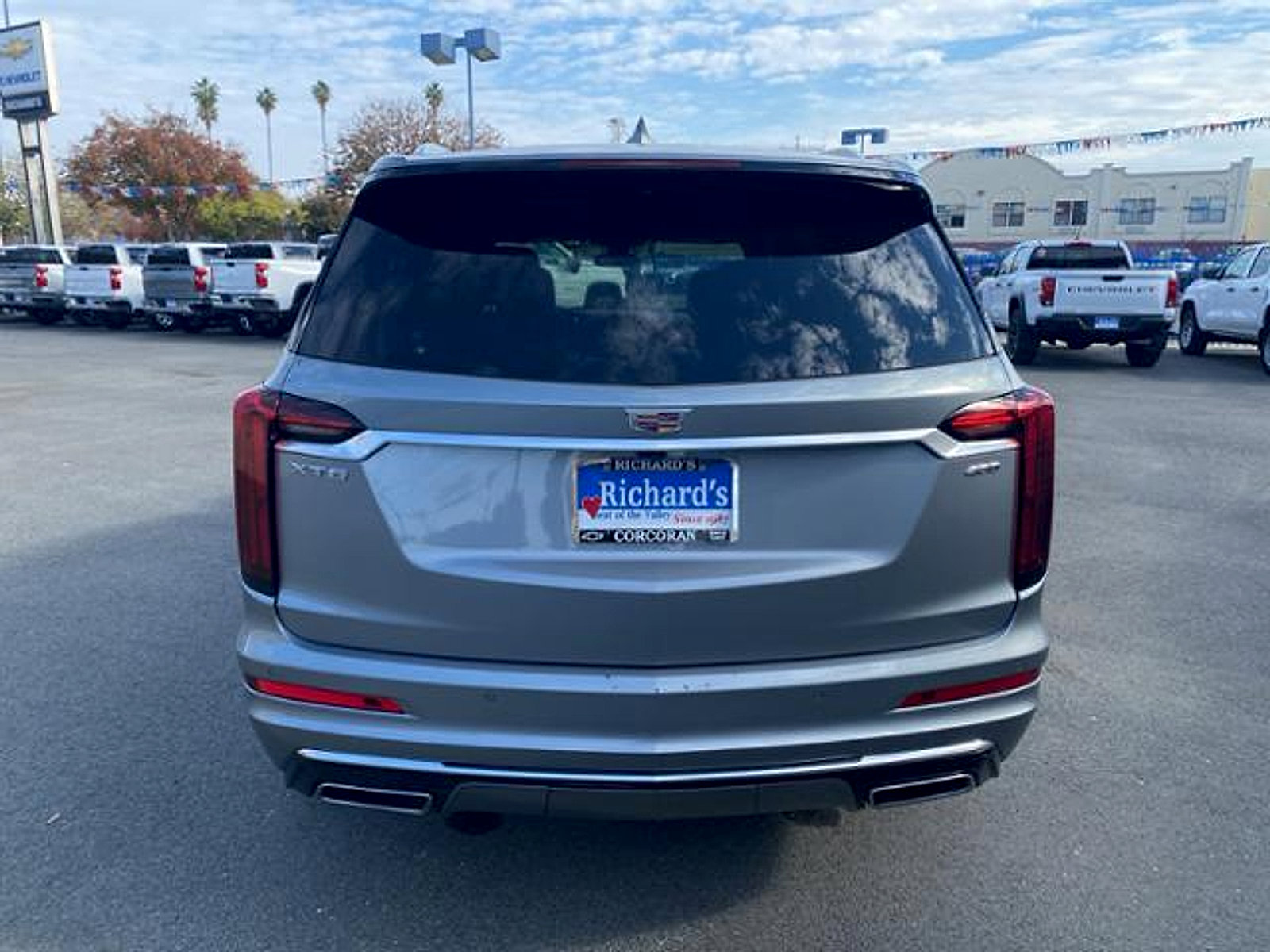 Used 2025 Cadillac XT6 Premium Luxury FWD image 15