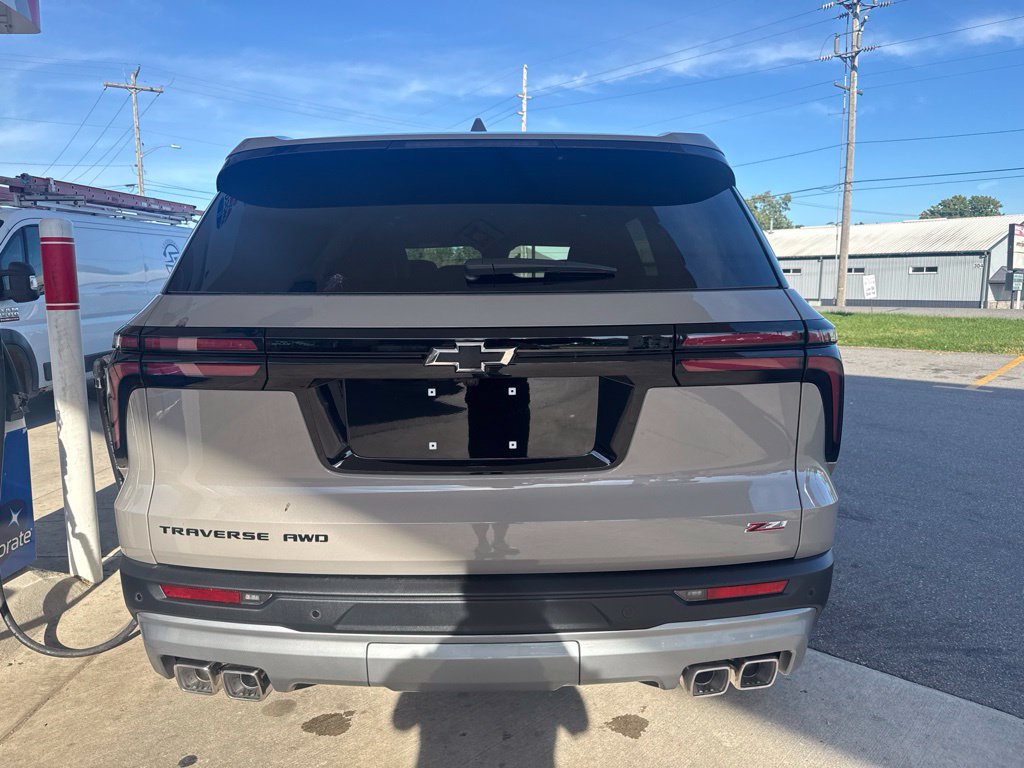 New 2027 Chevrolet Traverse Z71 AWD/4WD image 5
