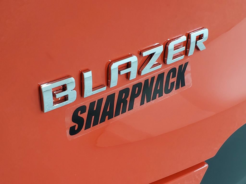 Used 2025 Chevrolet Blazer LT FWD image 27