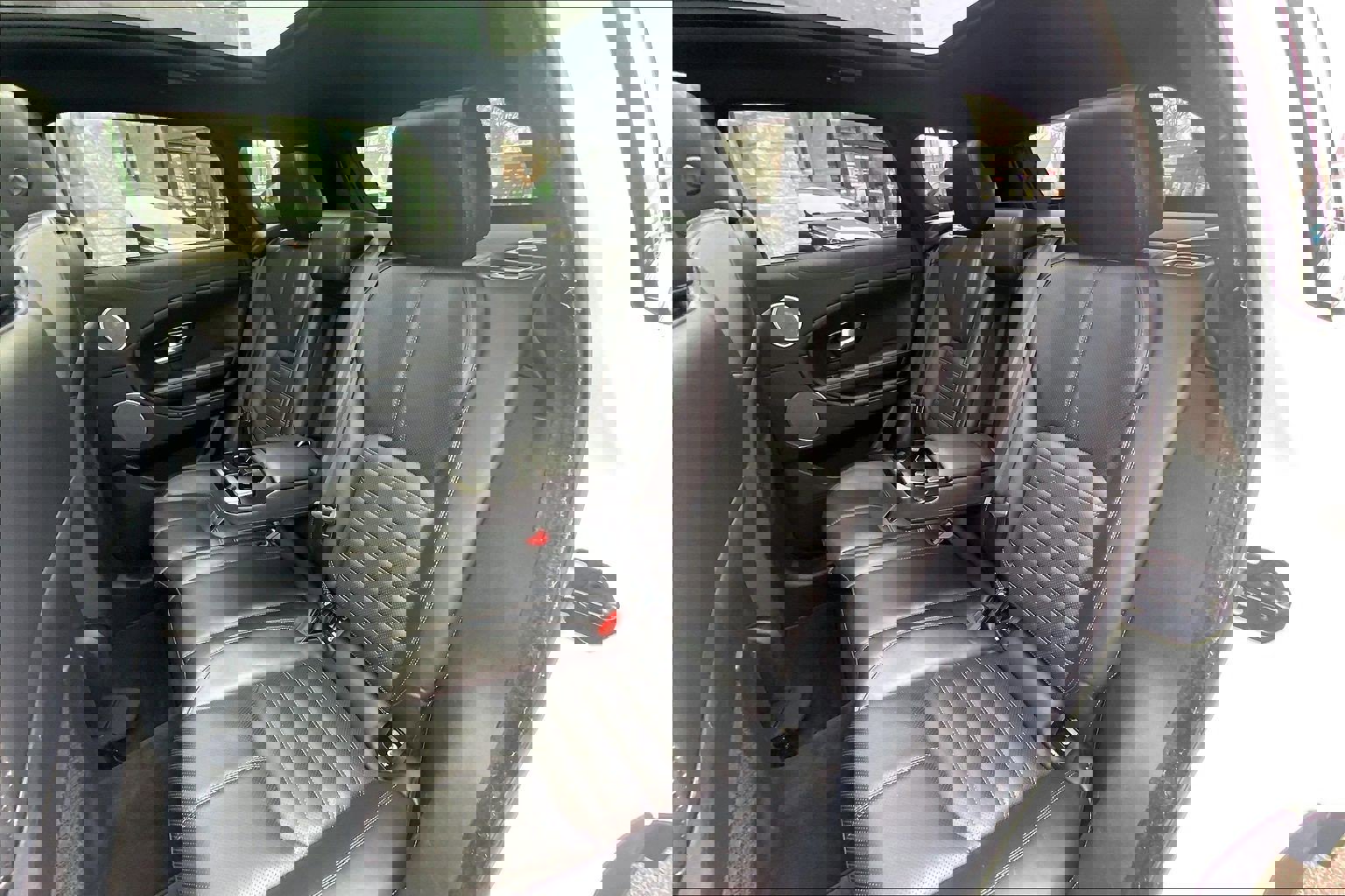 Used 2017 Land Rover Range Rover Evoque HSE Dynamic image 28