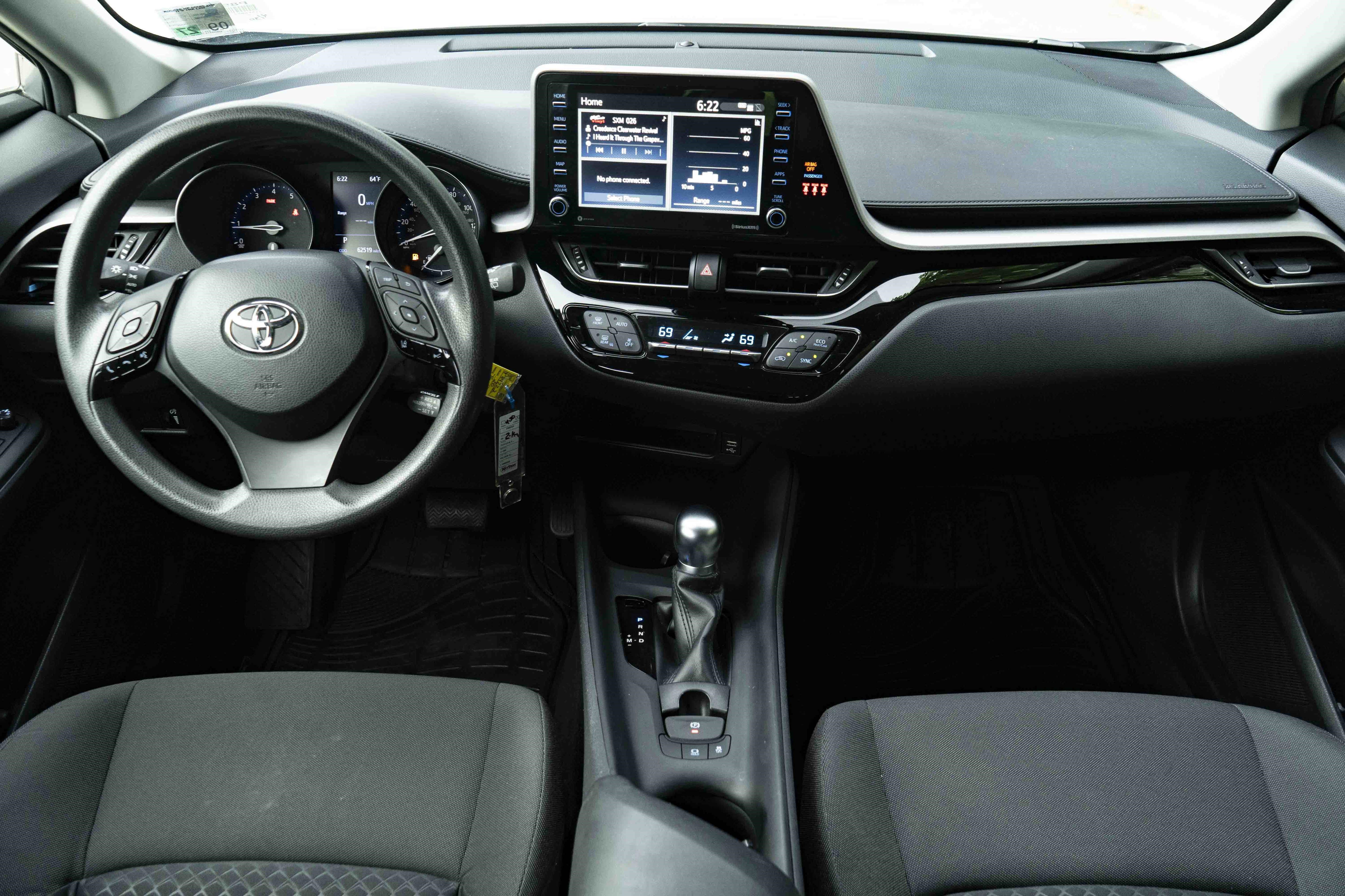 Used 2020 Toyota C-HR LE FWD image 22