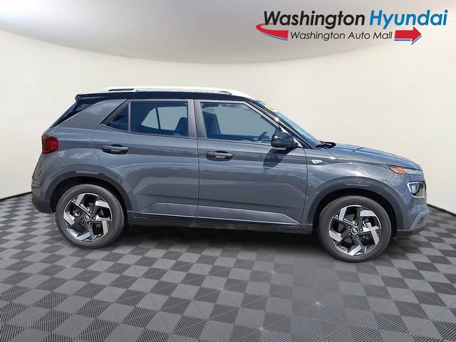 Certified 2026 Hyundai Venue SEL FWD image 7