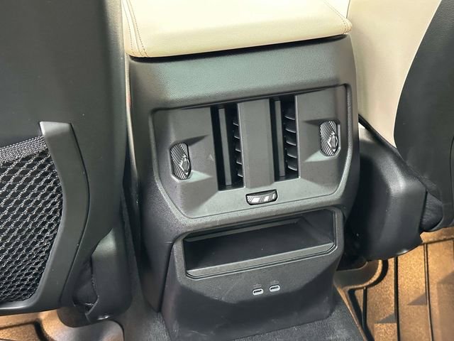 Certified 2025 BMW X3 xDrive30i w/ Premium Package image 19