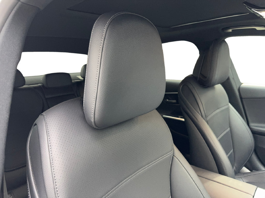 Used 2023 Mercedes-Benz C 300 Sedan image 45