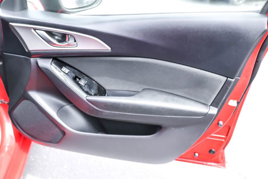Used 2017 MAZDA MAZDA3 Sport FWD image 35