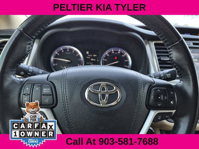 Used 2017 Toyota Highlander XLE image 35
