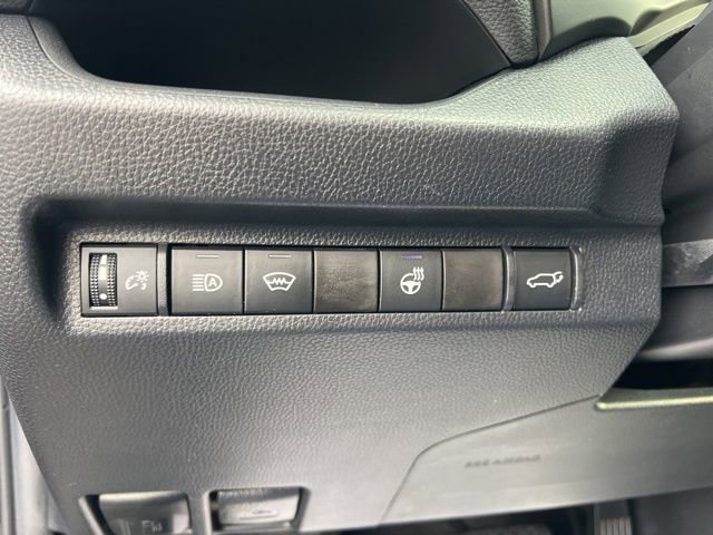 Used 2023 Toyota RAV4 XLE Premium image 10