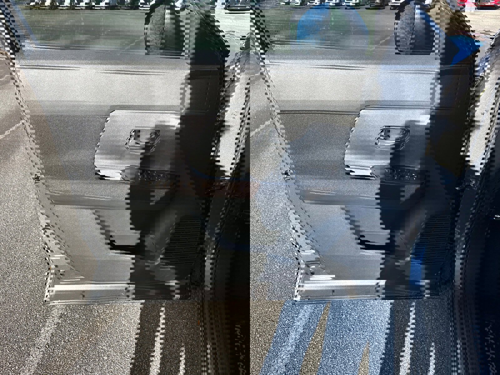 New 2026 Nissan Kicks S image 10