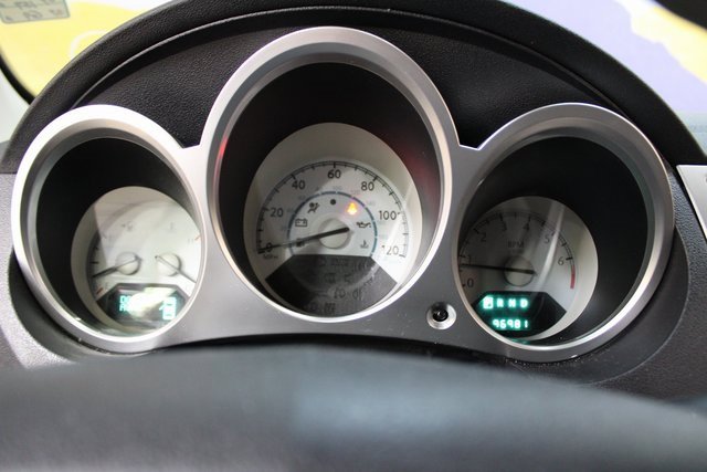 Used 2009 Chrysler Sebring Touring image 14