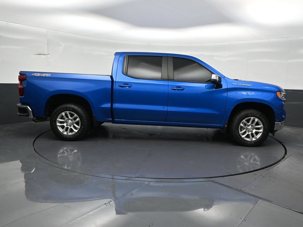 Used 2024 Chevrolet Silverado 1500 LT w/ Safety Package AWD/4WD image 7
