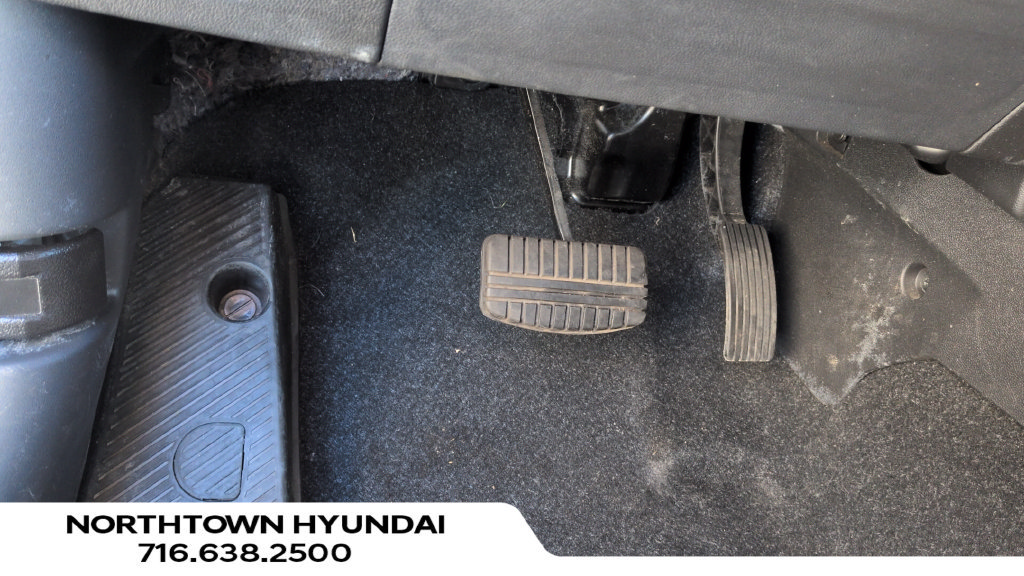 Used 2022 Mitsubishi Outlander Sport SE FWD image 29