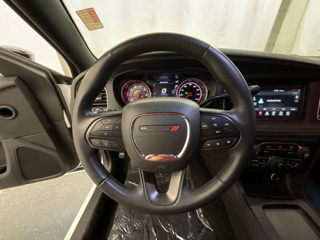 Used 2023 Dodge Charger Police w/ Street Appearance Group RWD image 11