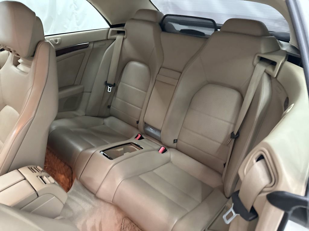 Used 2011 Mercedes-Benz E 550 Cabriolet image 22