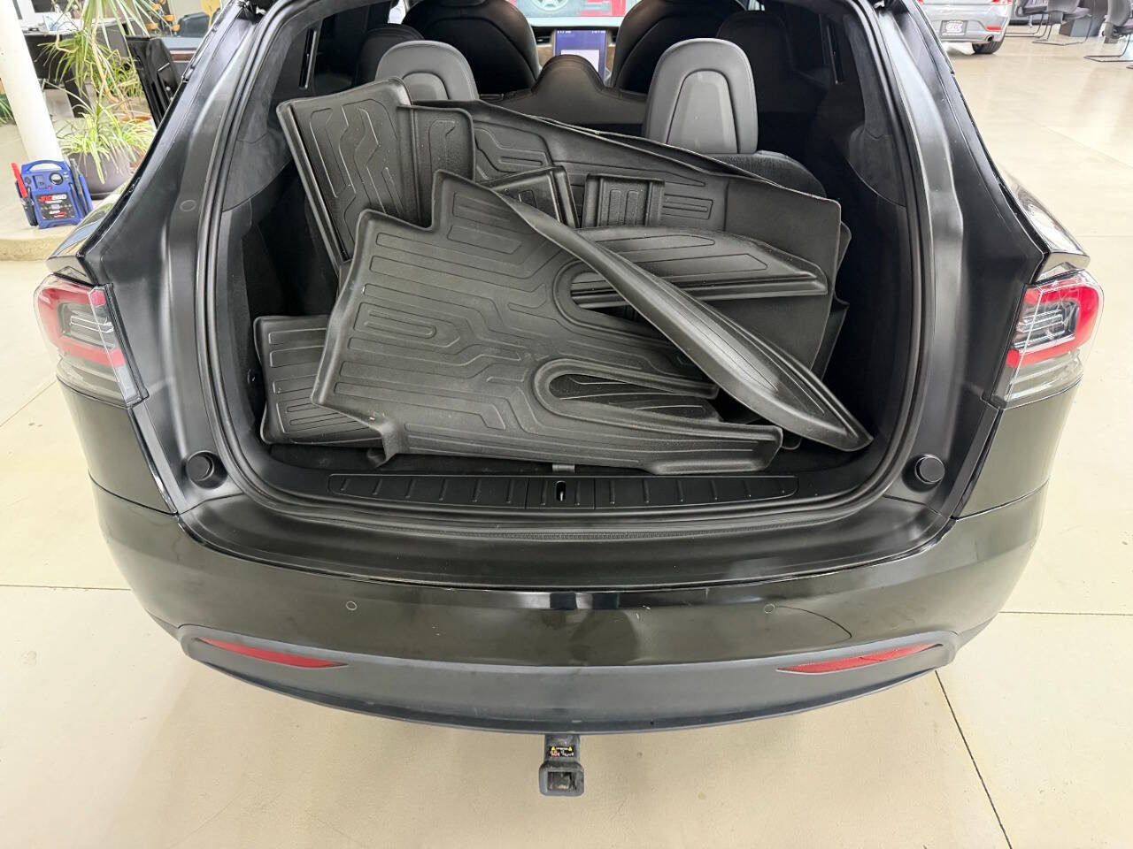 Used 2020 Tesla Model X AWD/4WD image 9