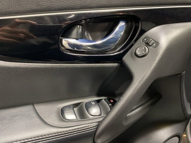 Used 2019 Nissan Rogue Sport SL w/ Premium Package AWD/4WD image 9