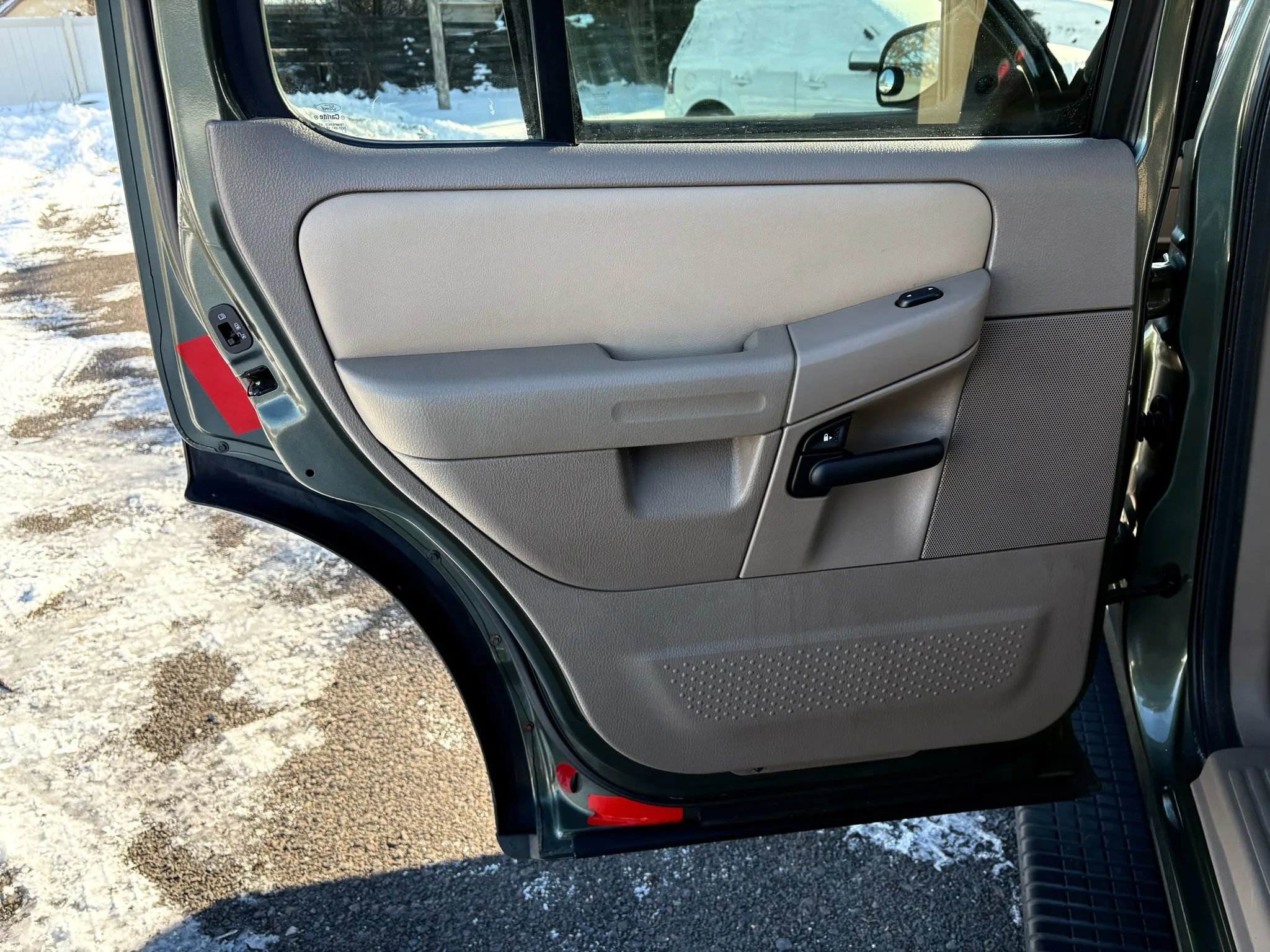 Used 2002 Ford Explorer XLT image 12