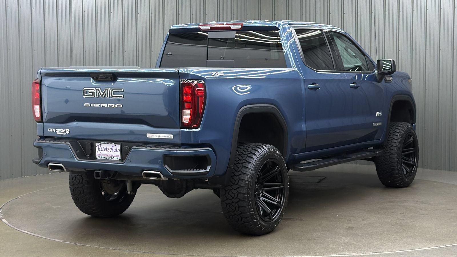 Used 2026 GMC Sierra 1500 Elevation w/ Elevation Premium Package AWD/4WD image 5