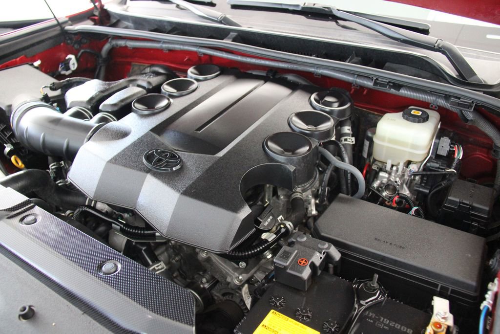 Used 2021 Toyota 4Runner Venture w/ Moonroof Package image 29